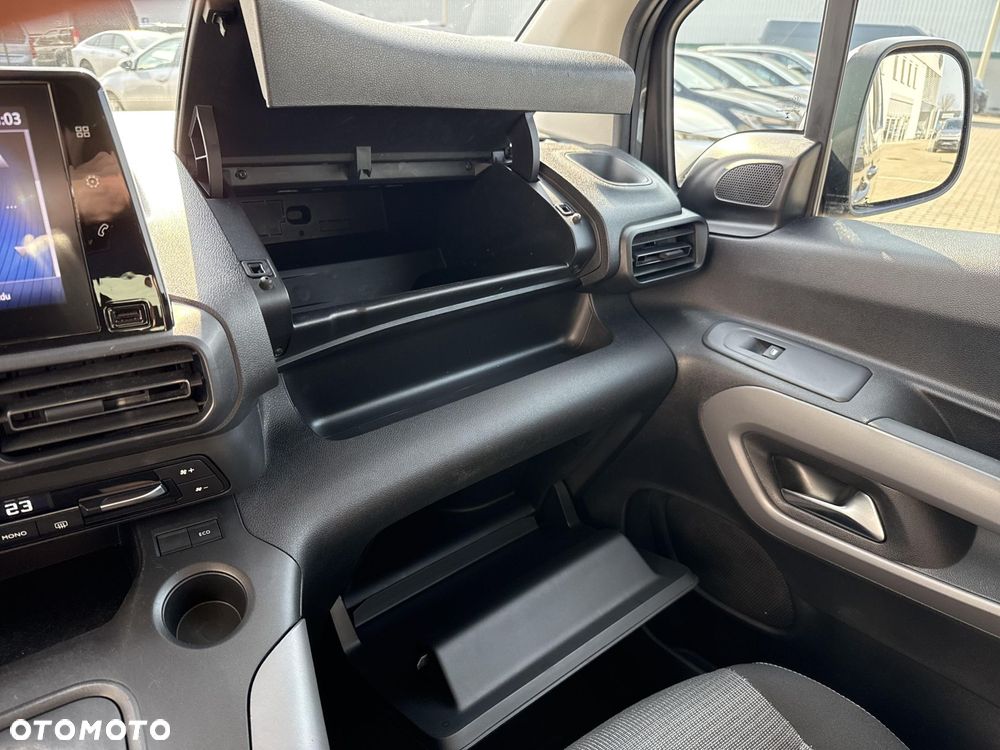 Toyota Proace City Verso 1.2 D-4T Family - 23