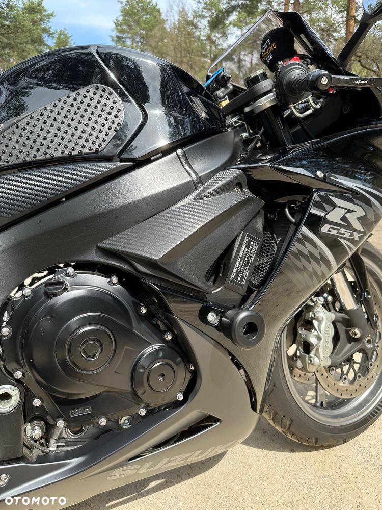 Suzuki GSX-R - 9
