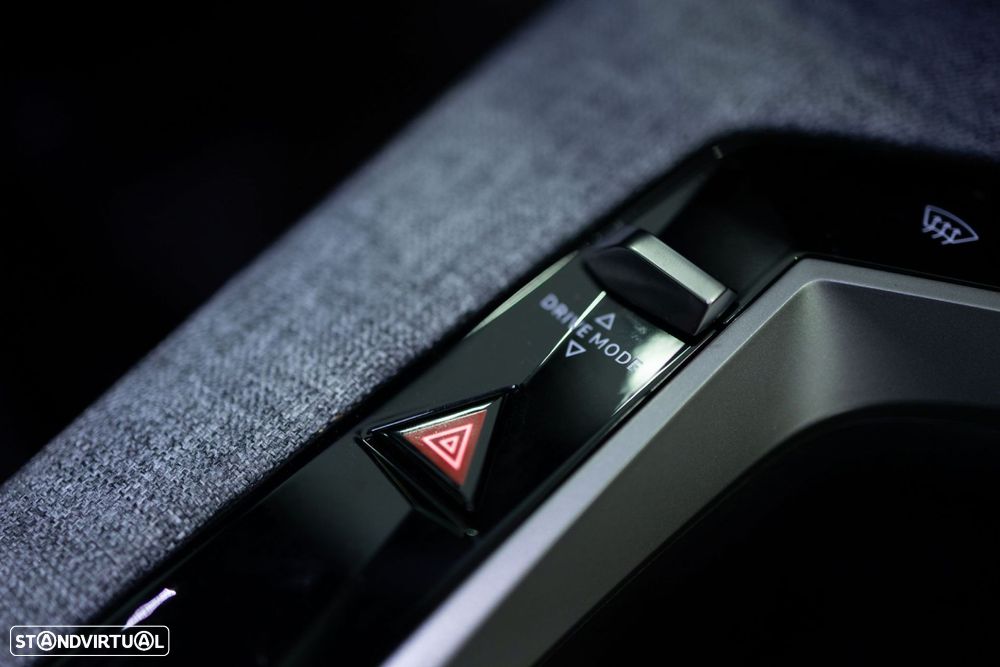 Peugeot 3008 1.2 PureTech Allure Pack EAT8 - 38