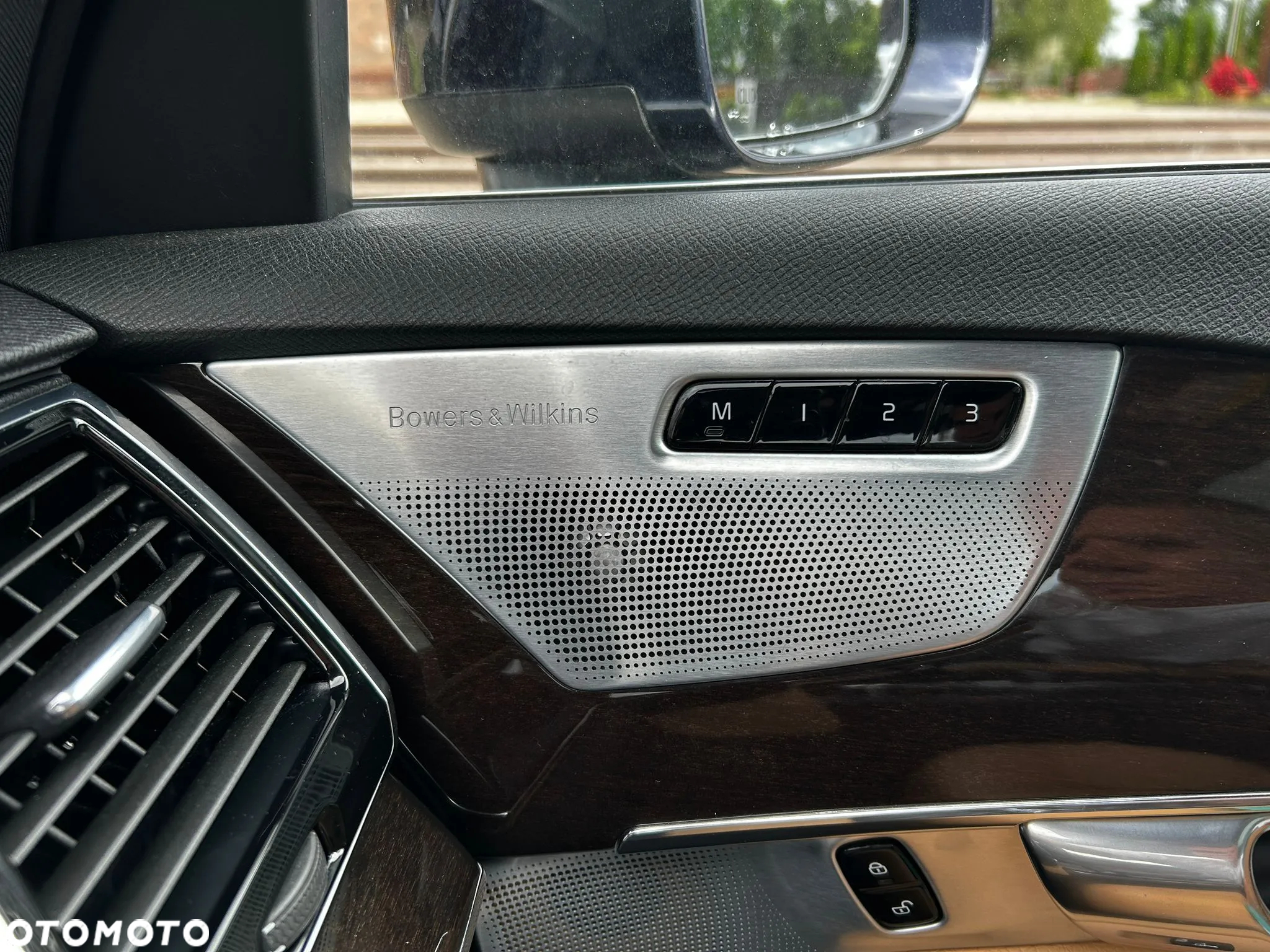 Volvo XC 90 T6 AWD R-Design 7os - 13