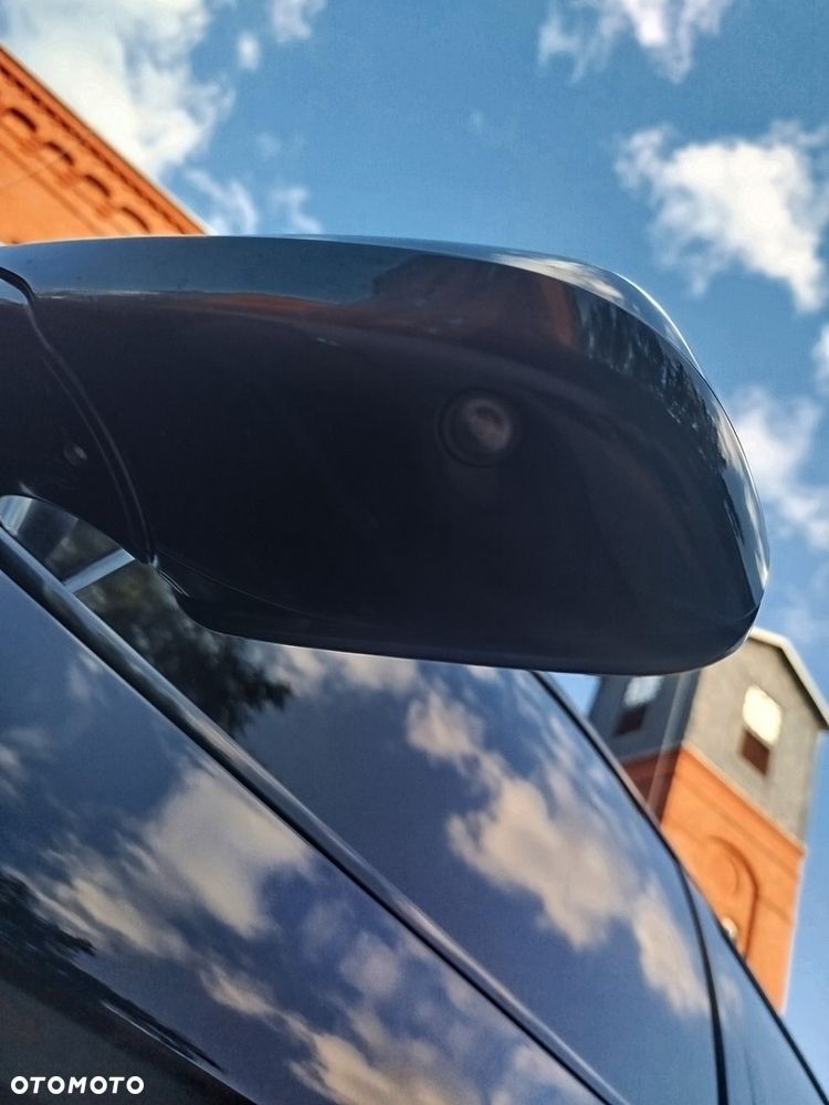 BMW Seria 5 - 24