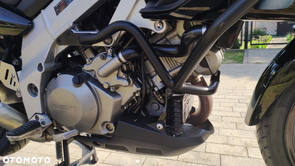 Suzuki V-STROM - 19