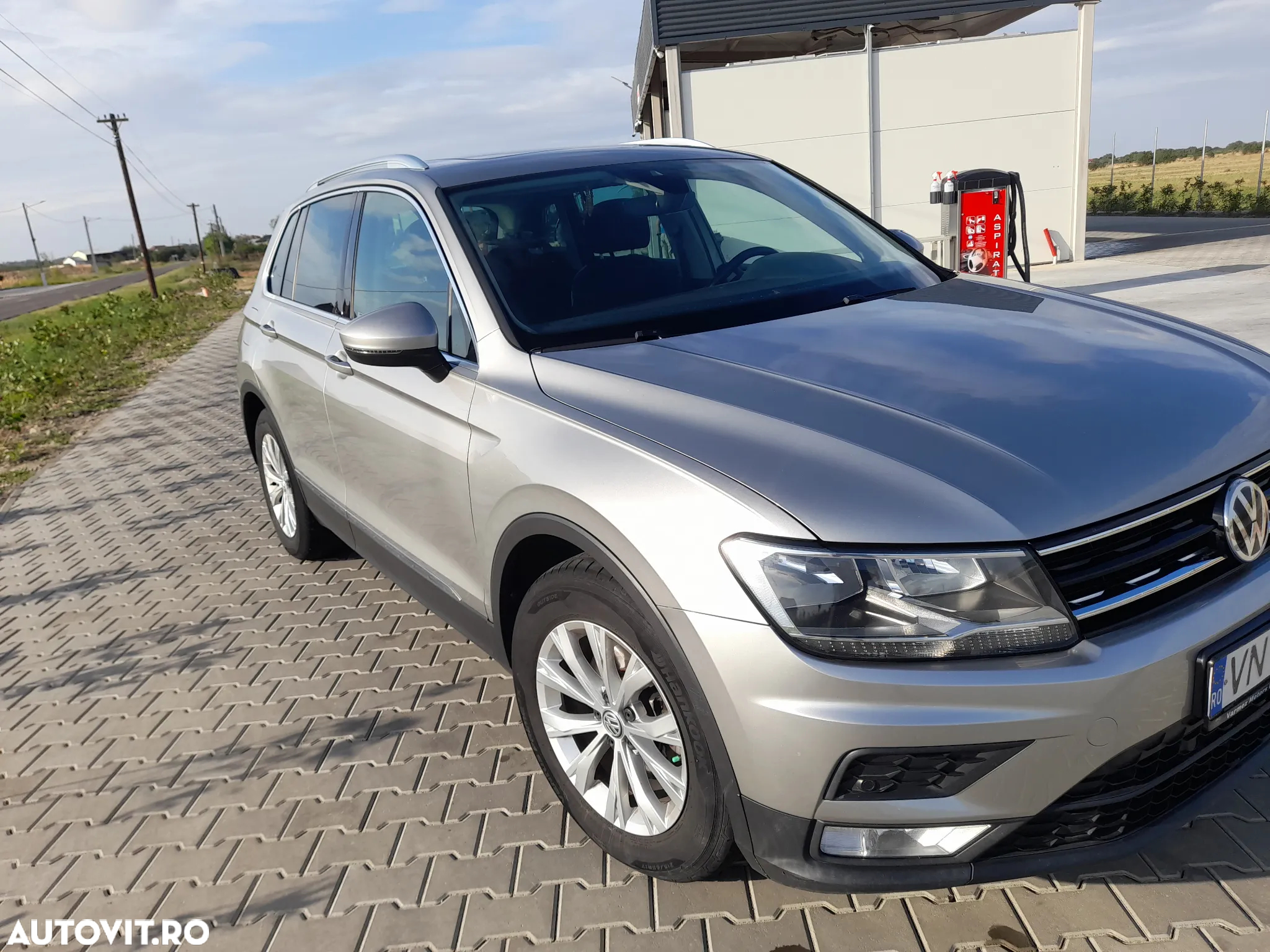 Volkswagen Tiguan 2.0 TDI DPF Trendline - 10