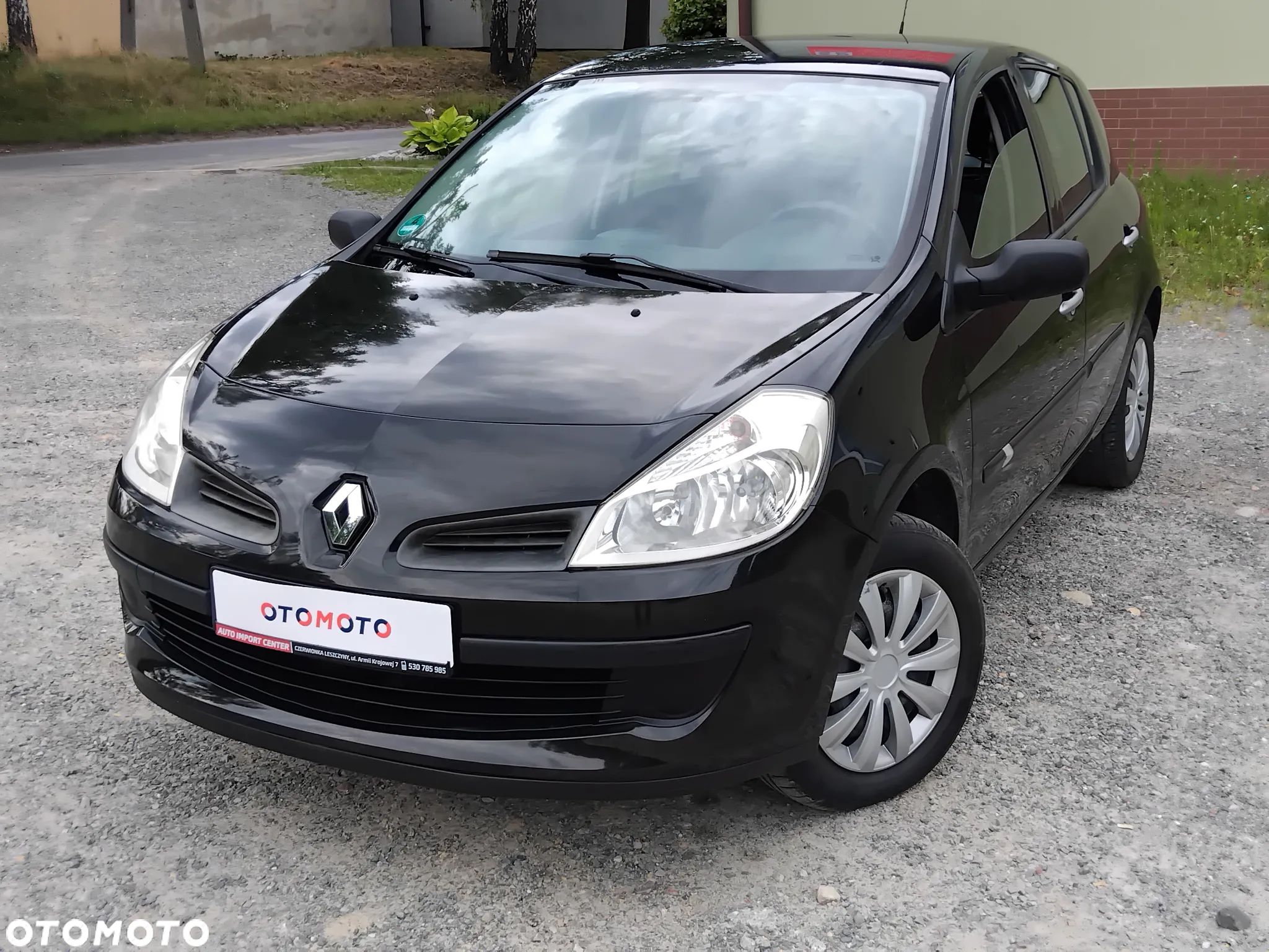 Renault Clio 1.2 16V 75 Expression - 1