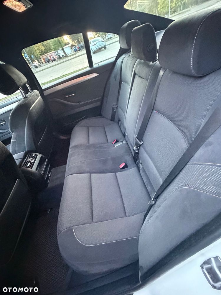 BMW Seria 5 2016 photo 5