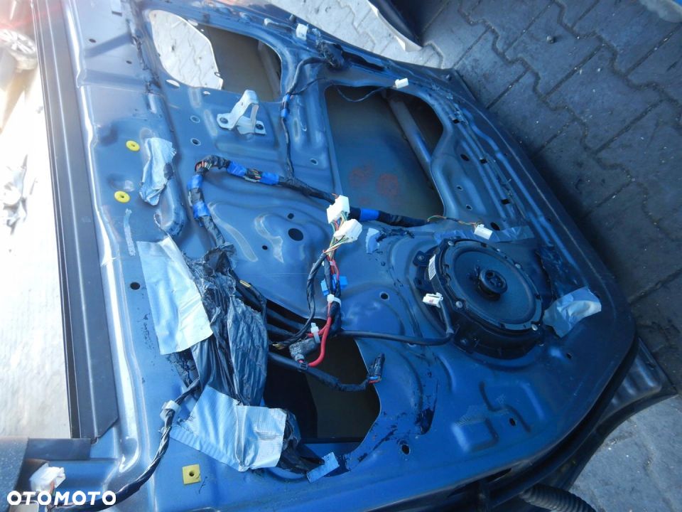 HYUNDAI H1 II DRZWI PRAWY PRZÓD PRZEDNIE MDL 07- - 2