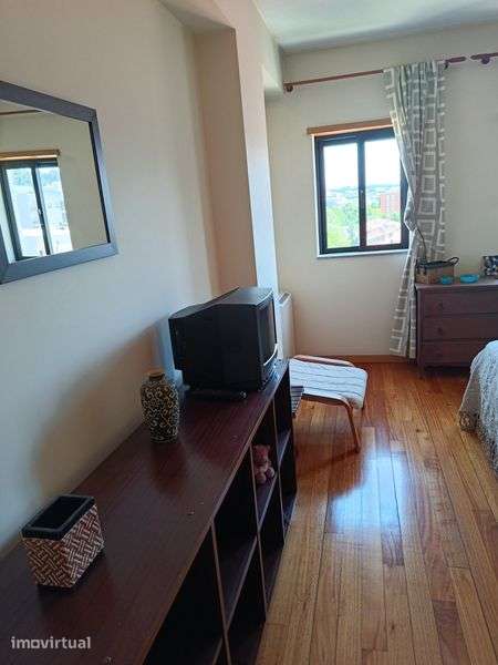 Apartamento T2 Mobilado - Grande imagem: 3/8
