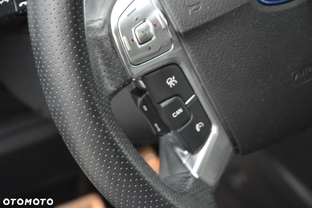 Ford S-Max 2.0 TDCi DPF Titanium X - 38