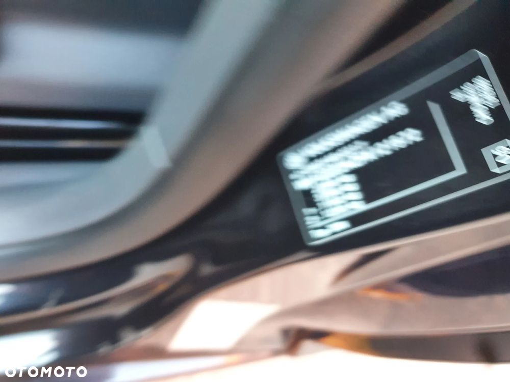 Volkswagen Caddy Maxi DSG - 22