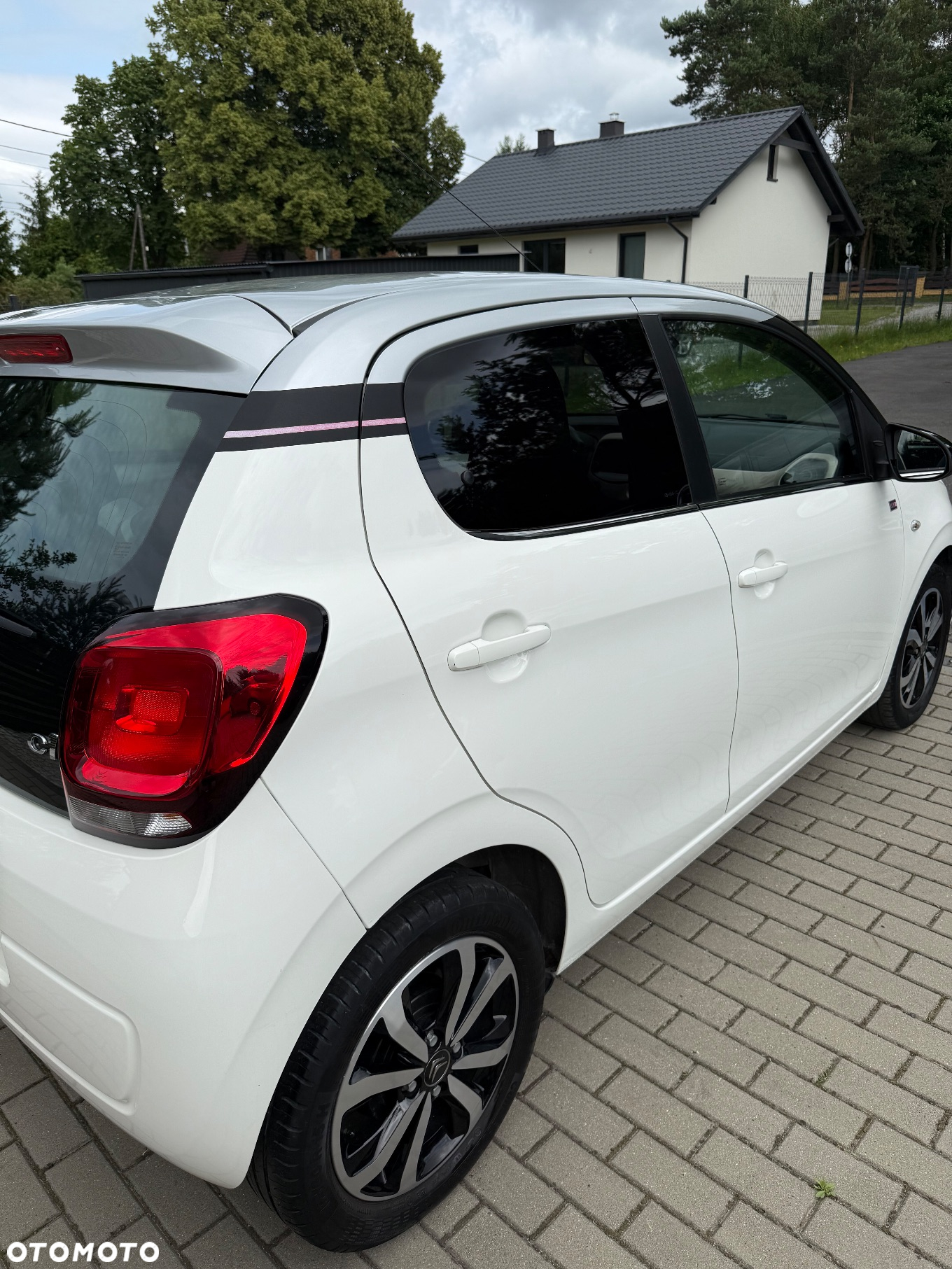 Citroën C1 VTi 72 ELLE - 13