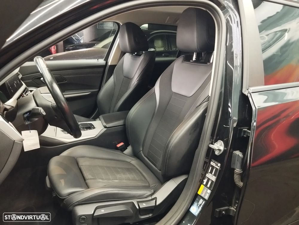 BMW 330 e Touring Line Sport Auto - 20