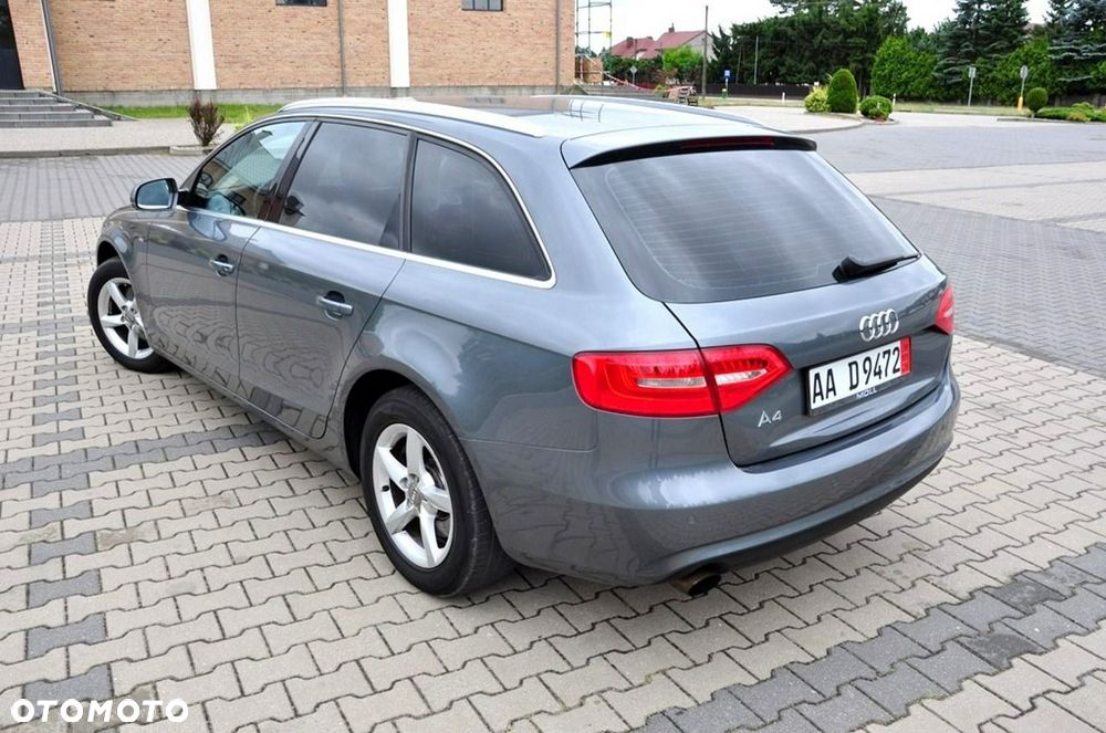 Audi A4 Avant - 22