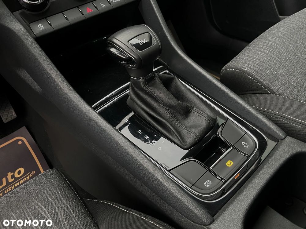 Skoda Karoq 1.5 TSI ACT 4x2 Style DSG - 33