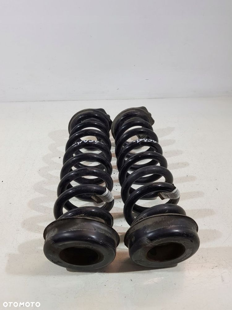 sprężyny zawieszenia tył bmw f30 f34 f32 eur 3.0d gq komplet - 2