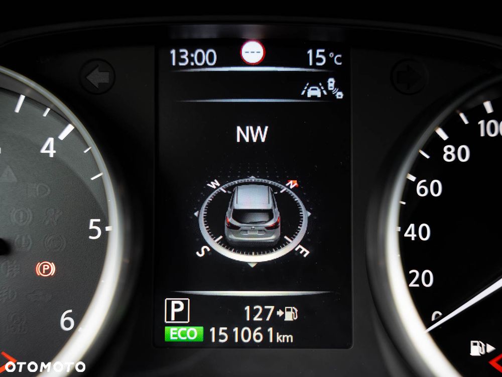 Nissan Qashqai 1.6 DCi Xtronic TEKNA - 31