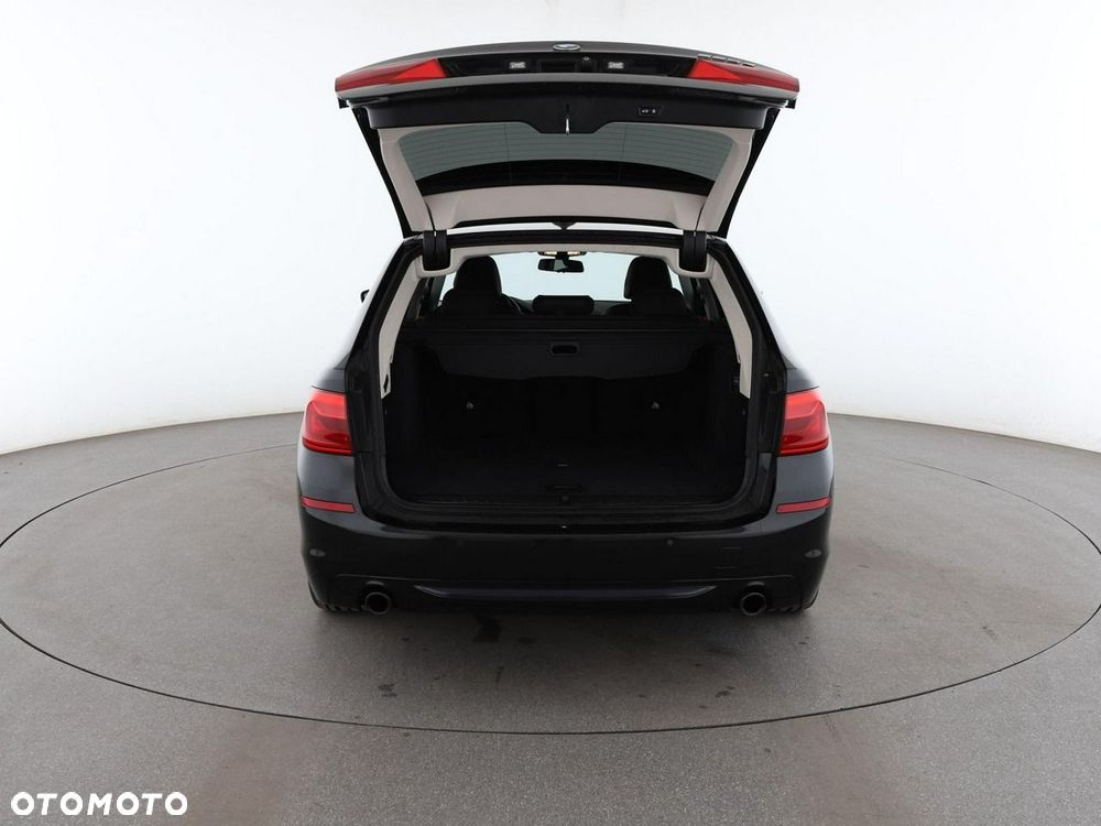BMW Seria 5 520d Sport Line - 20