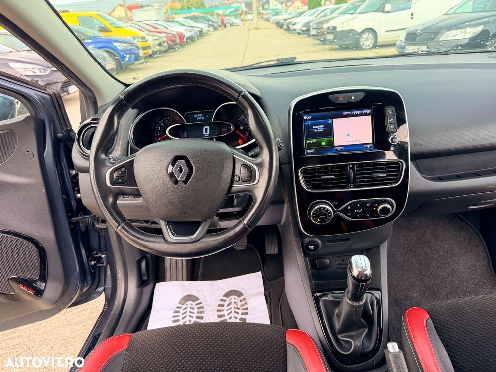 Renault Clio - 10