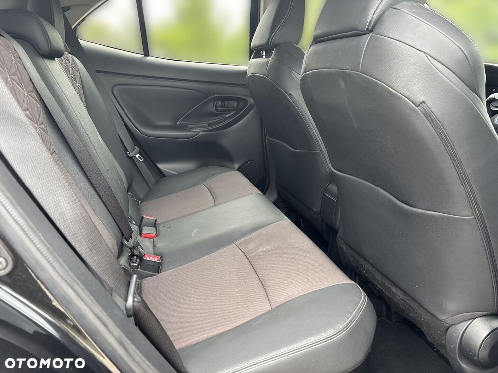 Toyota Yaris Cross - 13