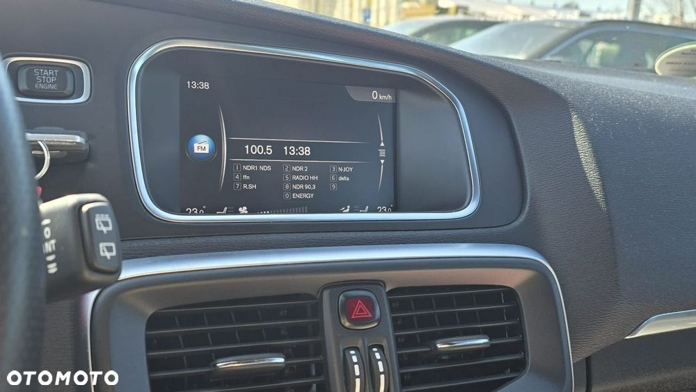Volvo V40 - 13