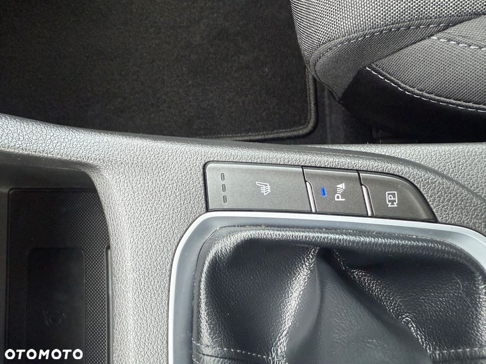 Hyundai i30 1.5 T-GDI 48V-Hybrid EDITION 30+ - 29