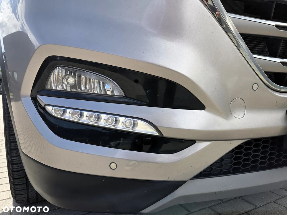 Hyundai Tucson 1.7 CRDI BlueDrive Comfort 2WD - 10