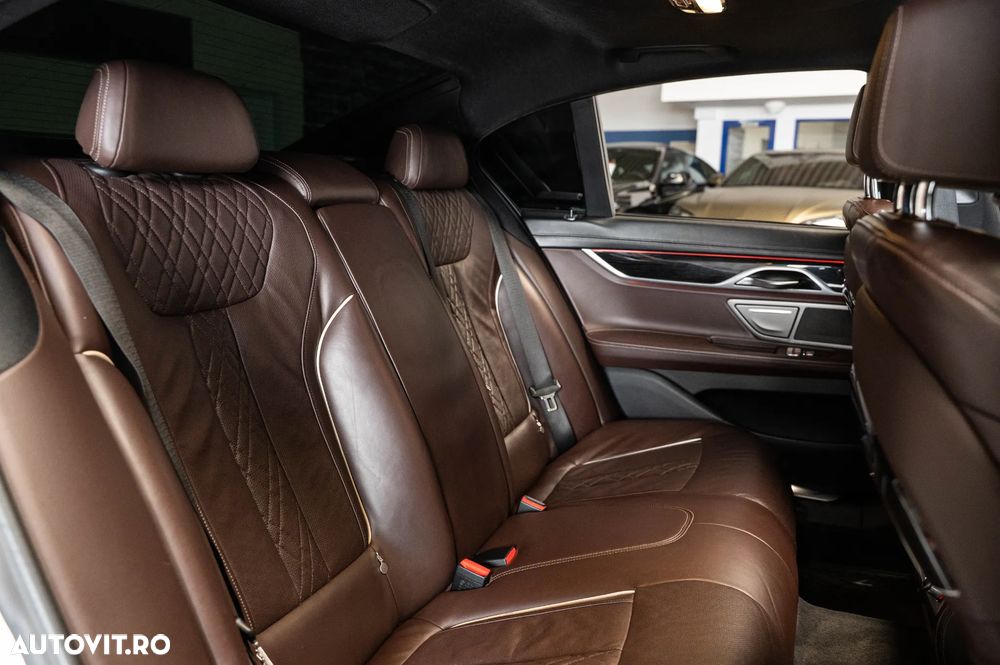 BMW Seria 7 740d xDrive - 7