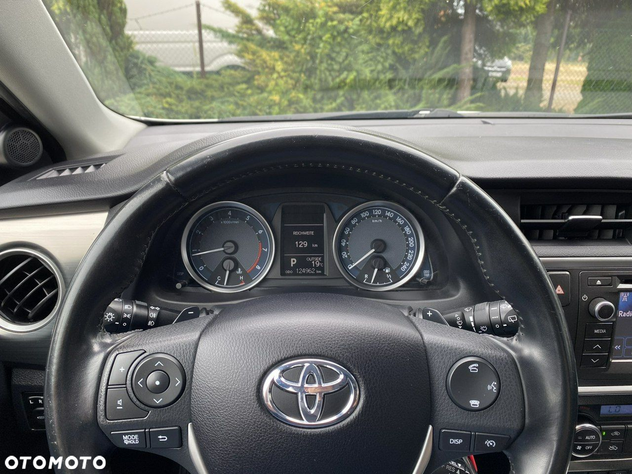 Toyota Auris - 18