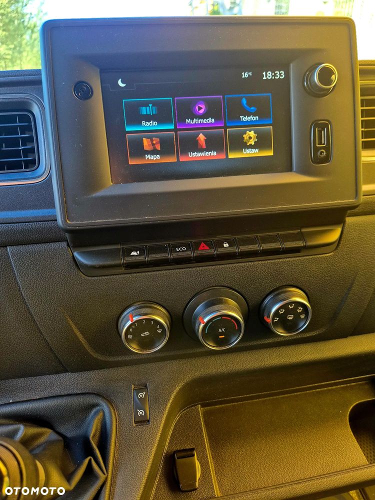 Renault Master - 24