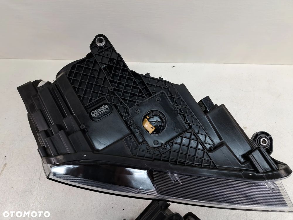 REFLEKTOR LAMPA PRZÓD LEWA PRAWA XENON SKODA SUPERB III - 8