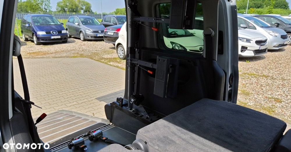 Volkswagen Caddy - 30