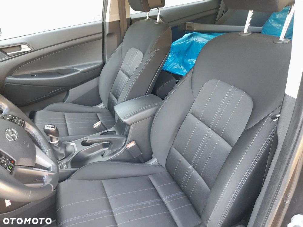 Hyundai Tucson 1.7 CRDI BlueDrive Classic 2WD - 11