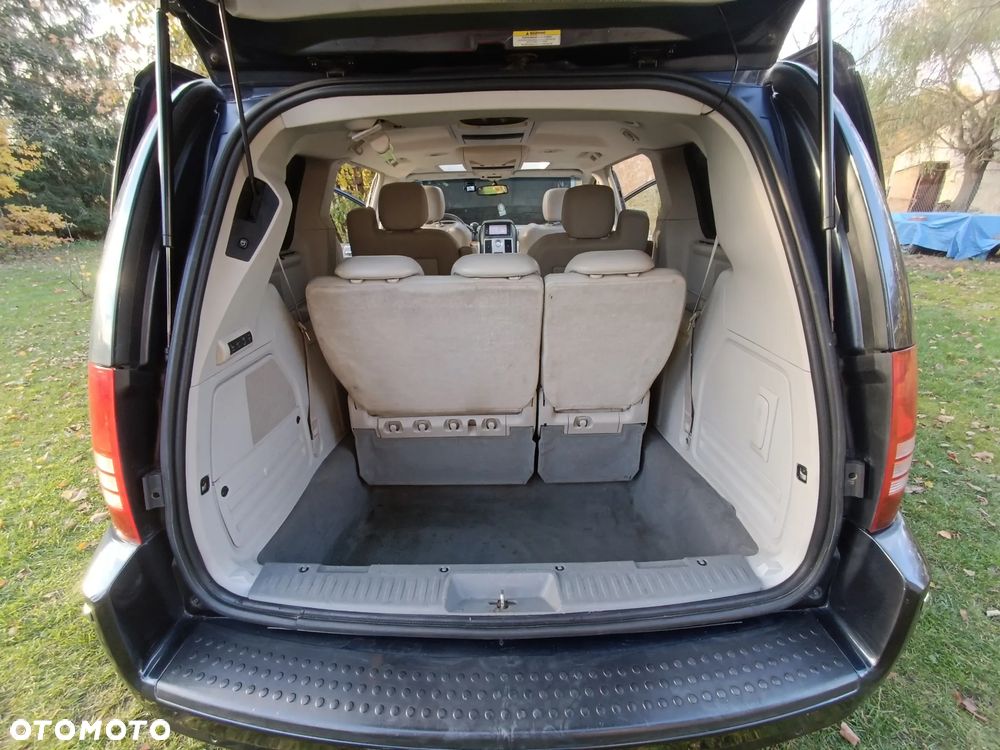 Chrysler Town & Country 4.0 Limited - 23