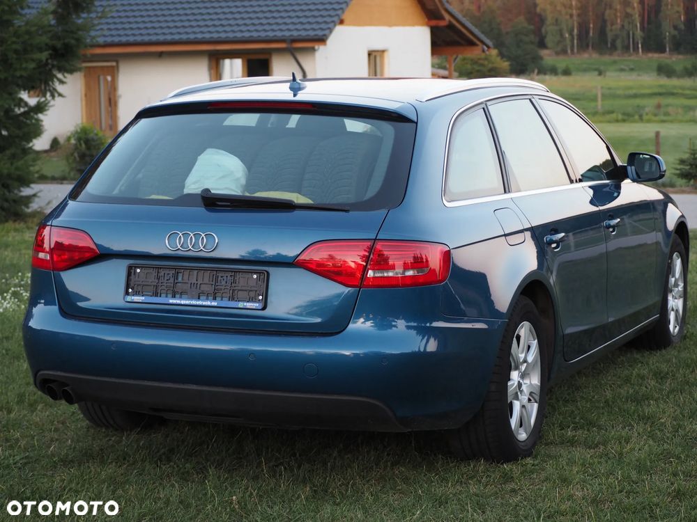 Audi A4 Avant 2.0 TDI DPF Ambiente - 3