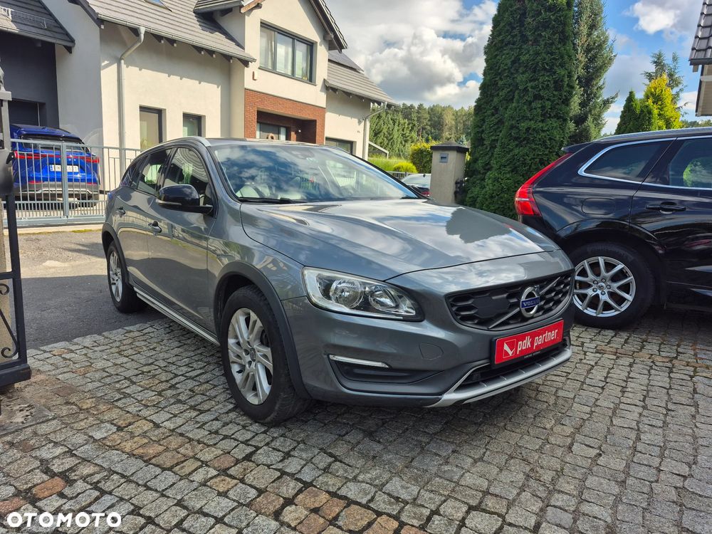 Volvo V60 Cross Country D3 Momentum - 6