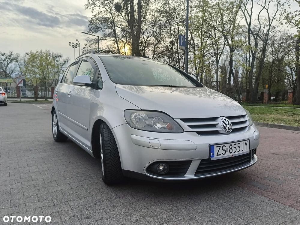 Volkswagen Golf Plus 1.4 TSI Comfortline - 4