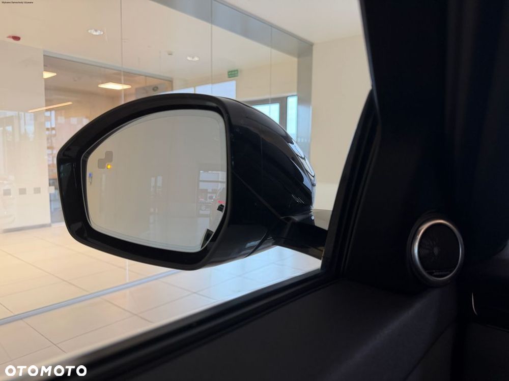 Land Rover Range Rover Evoque - 24