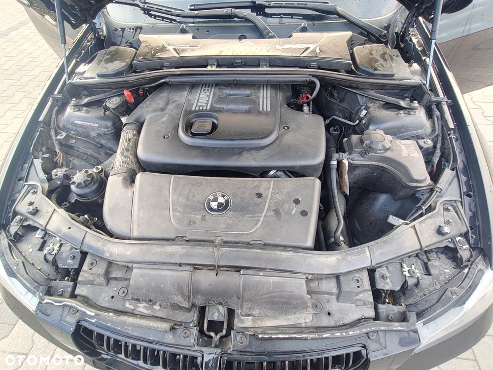 BMW Seria 3 320d DPF - 24