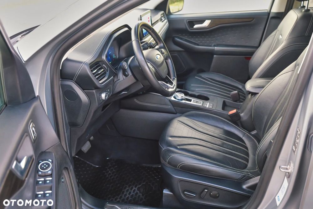 Ford Kuga - 18