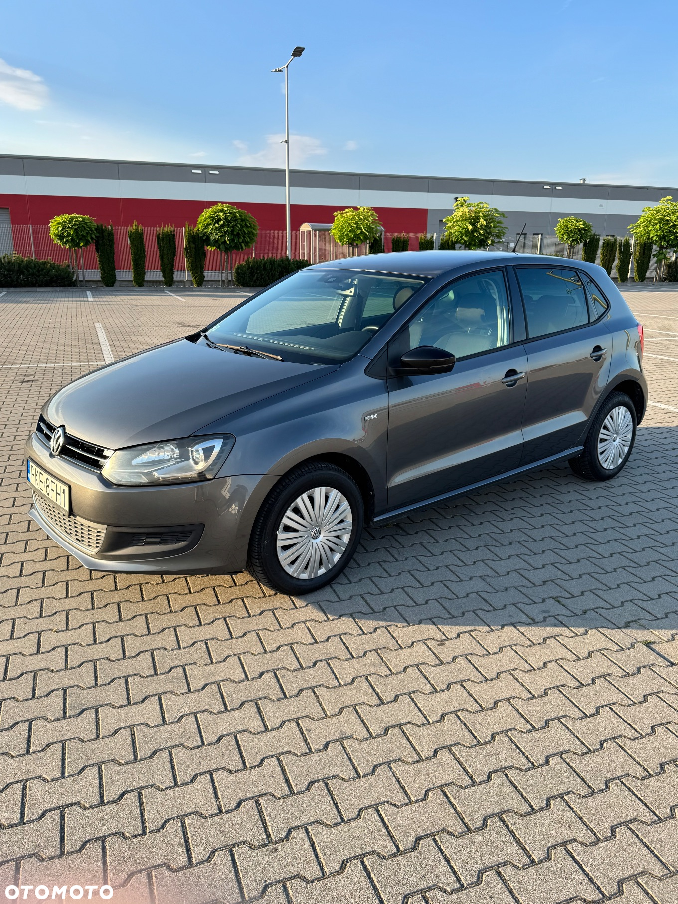 Volkswagen Polo 1.2 TSI MATCH - 20