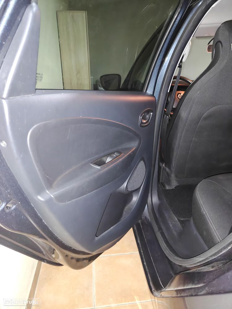 Renault Zoe (c/ Bateria) 41 kwh Intens - 19