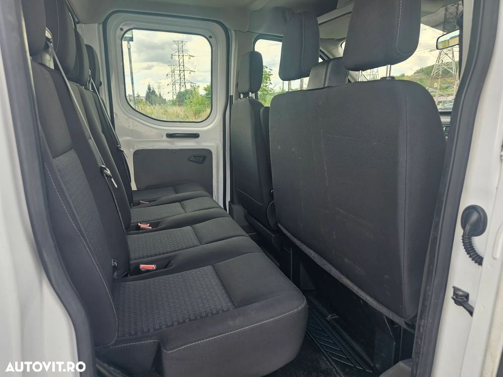 Ford Transit - 12