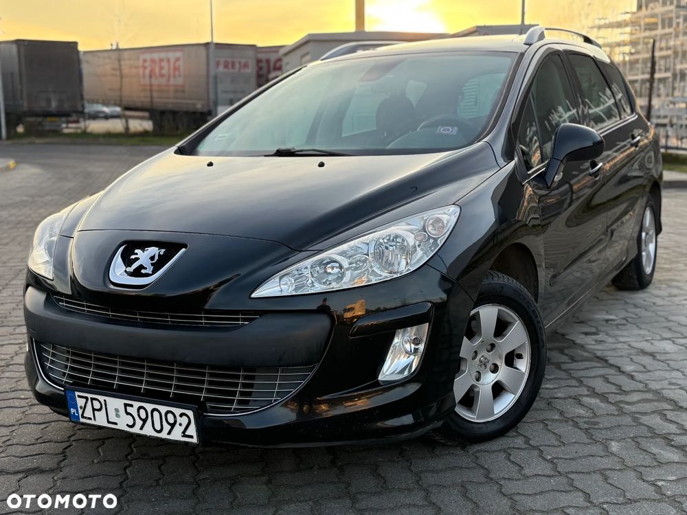 Peugeot 308 - 1