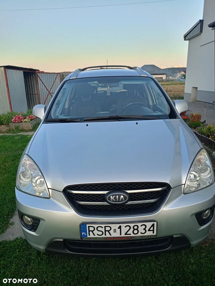 Kia Carens 2.0 EX - 1
