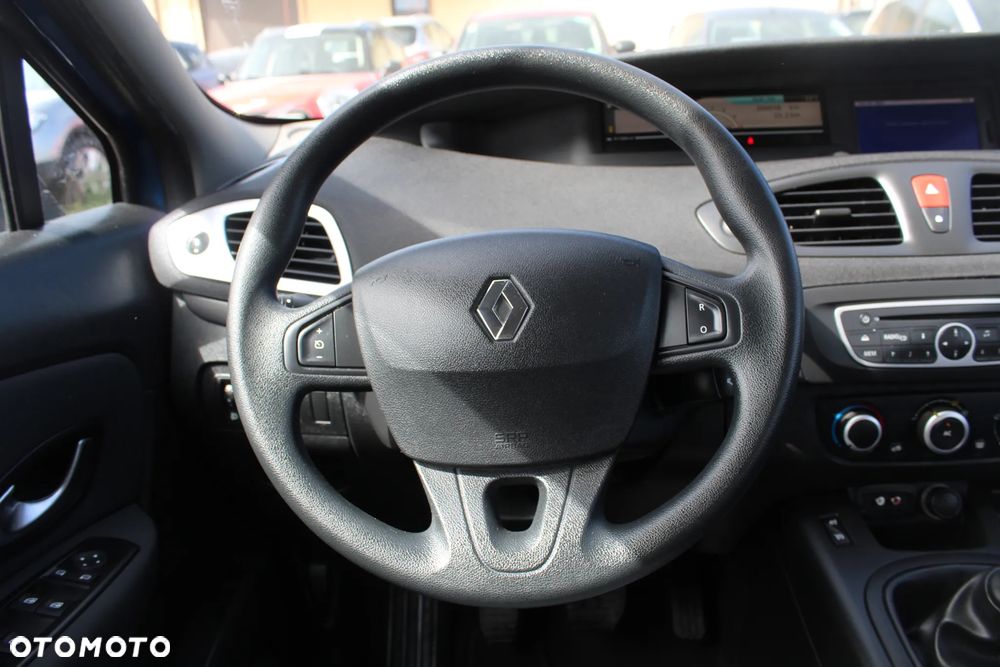 Renault Scenic dCi 110 Expression - 25