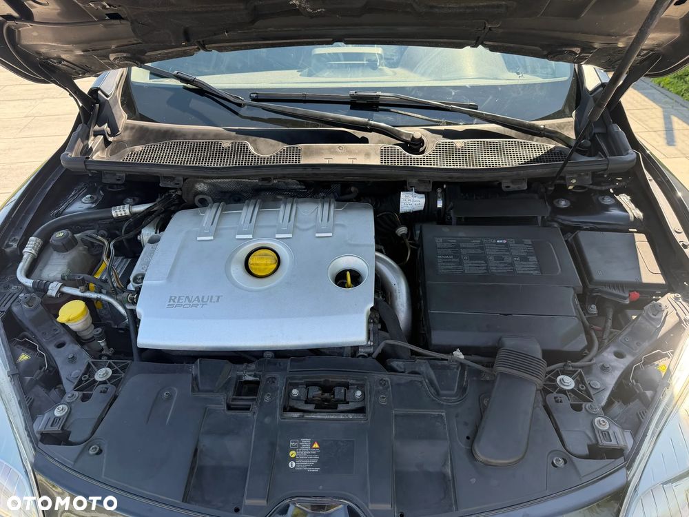 Renault Megane 2.0 16V TCE GT - 13