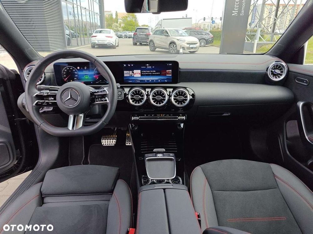 Mercedes-Benz CLA - 18