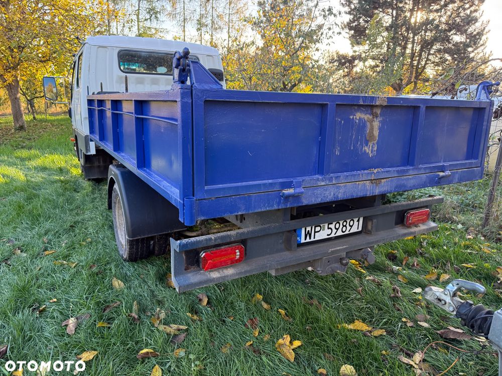 Mitsubishi Canter 2001 photo 3