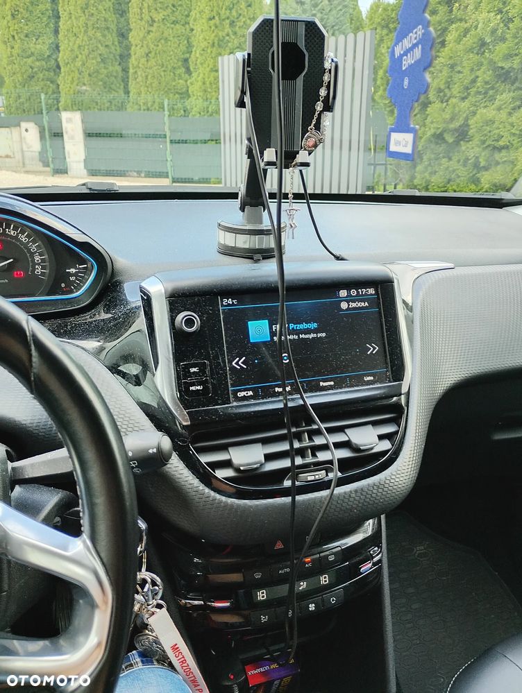 Peugeot 2008 - 13