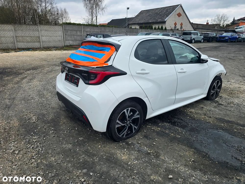 Toyota Yaris - 6