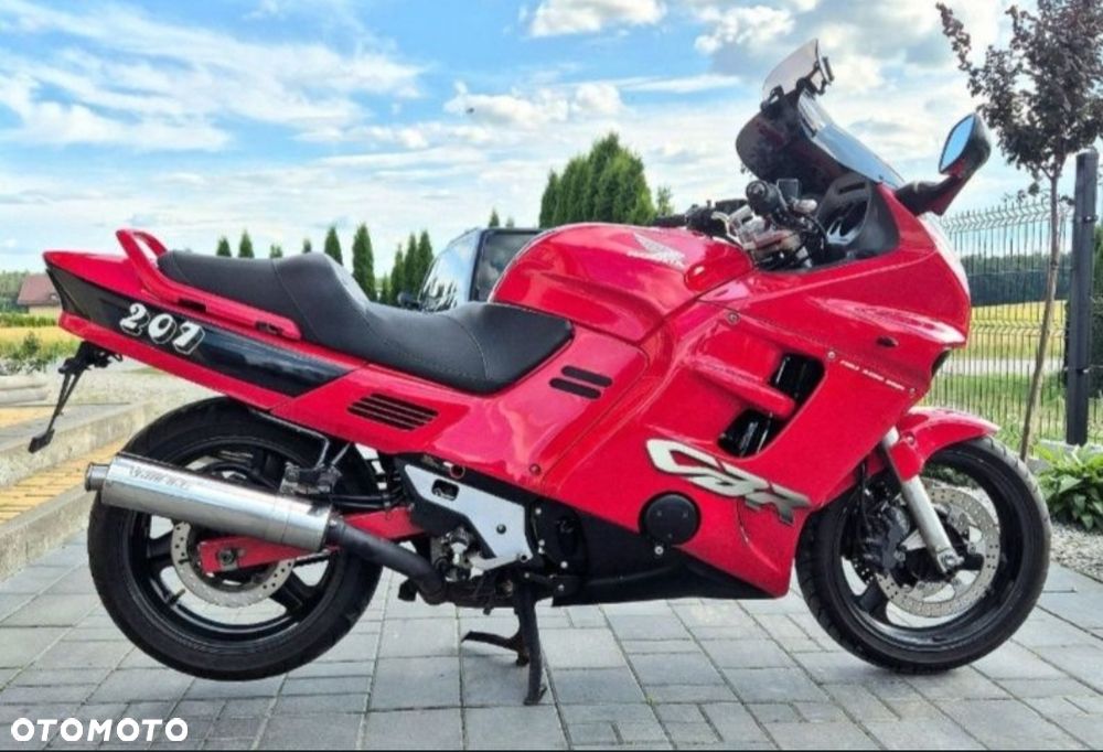 Honda CBR - 3